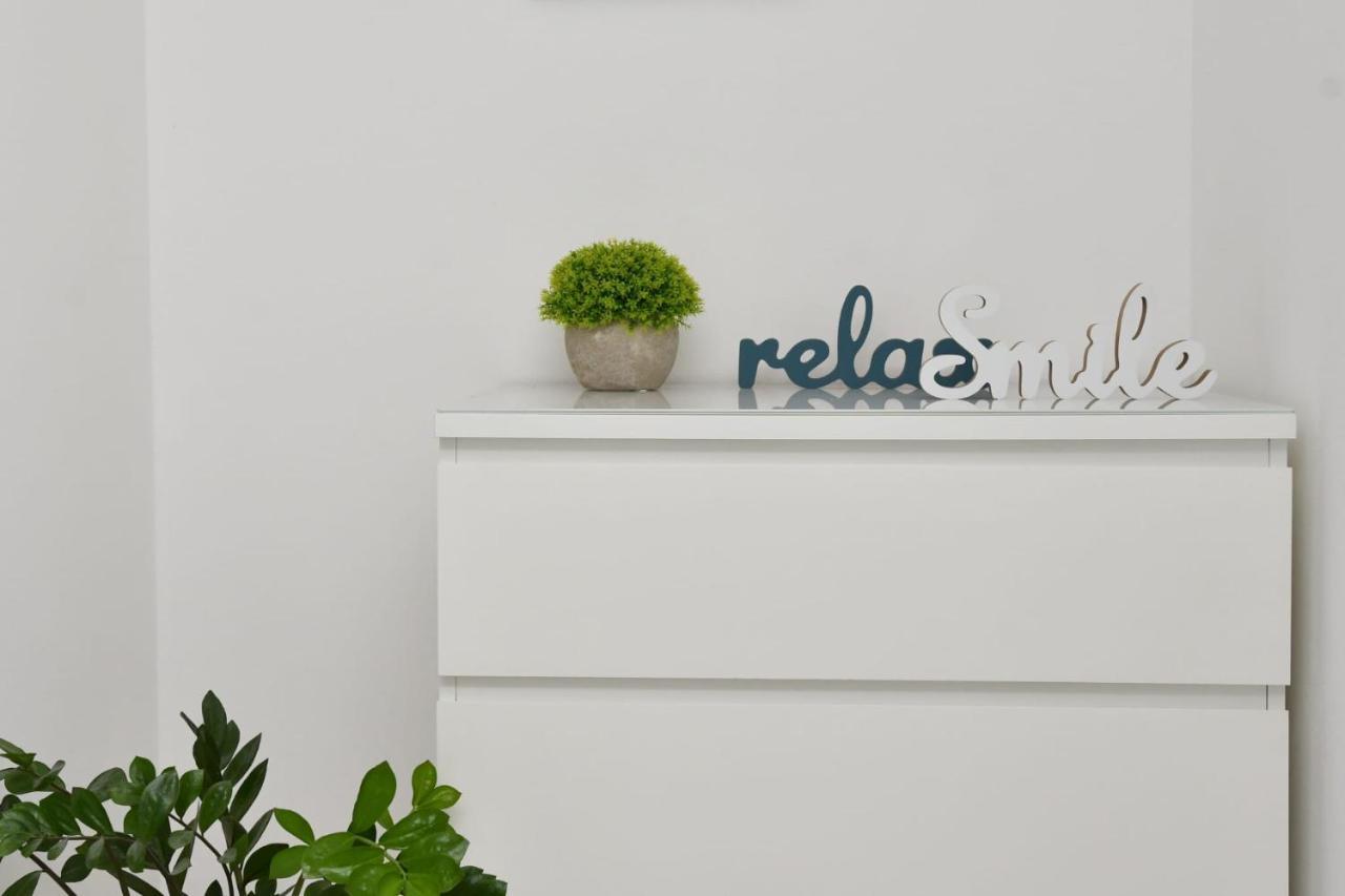 Apartman Gluic Sinj Buitenkant foto