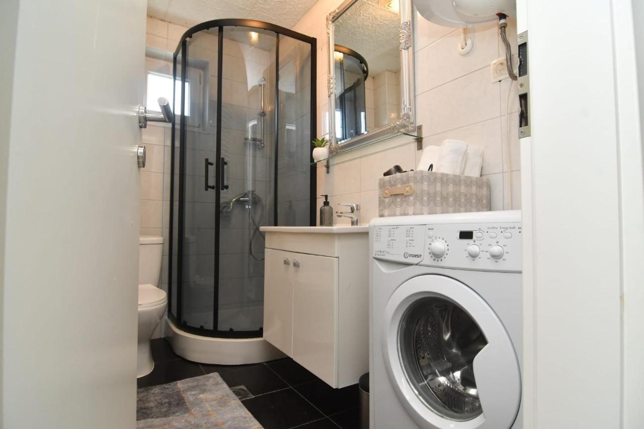 Apartman Gluic Sinj Buitenkant foto